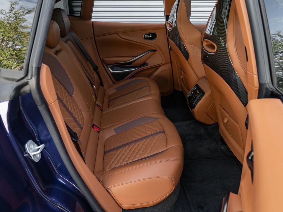 2023 Aston Martin DBX