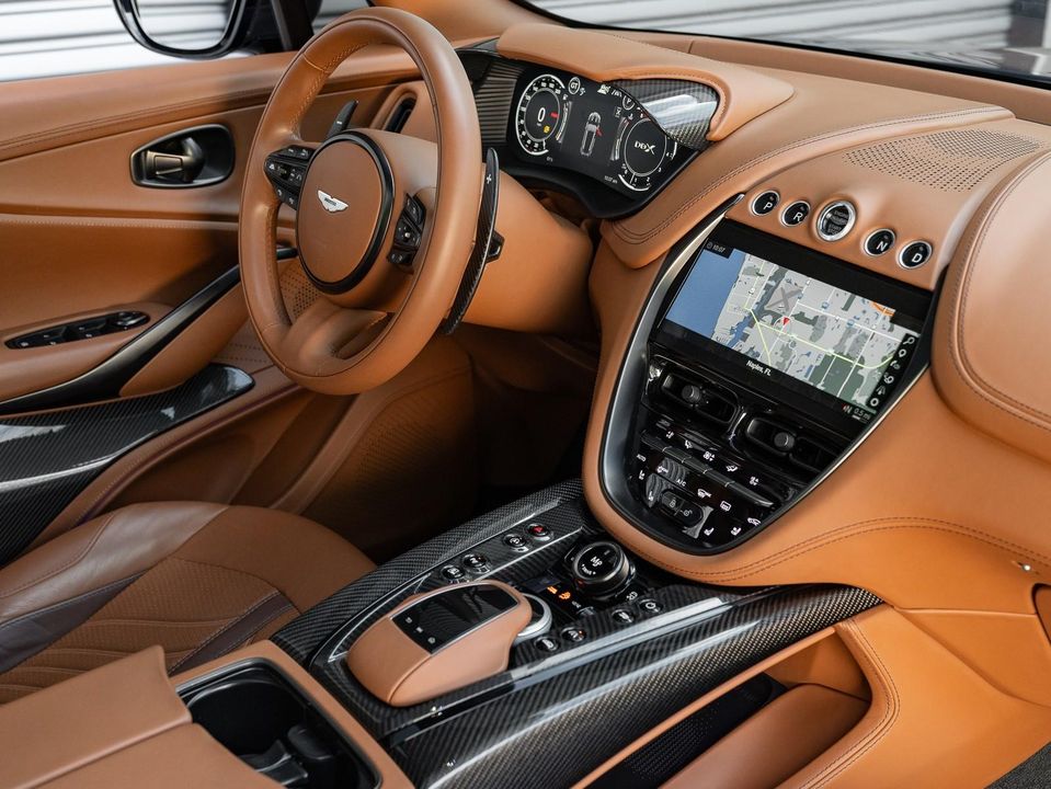2023 Aston Martin DBX