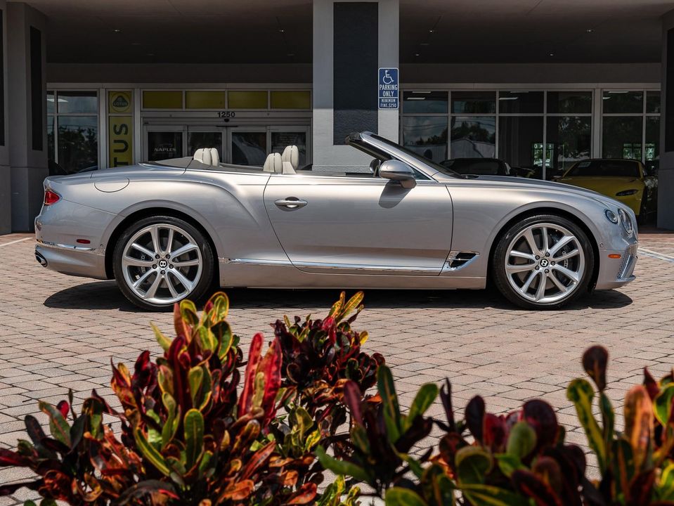 2022 Bentley Continental