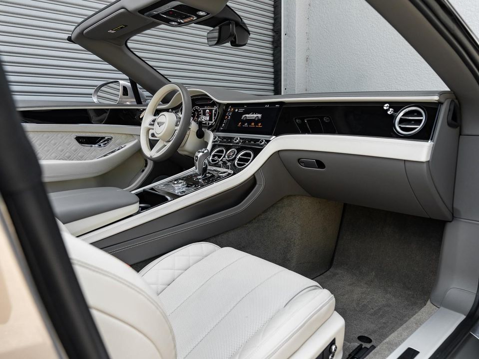 2022 Bentley Continental