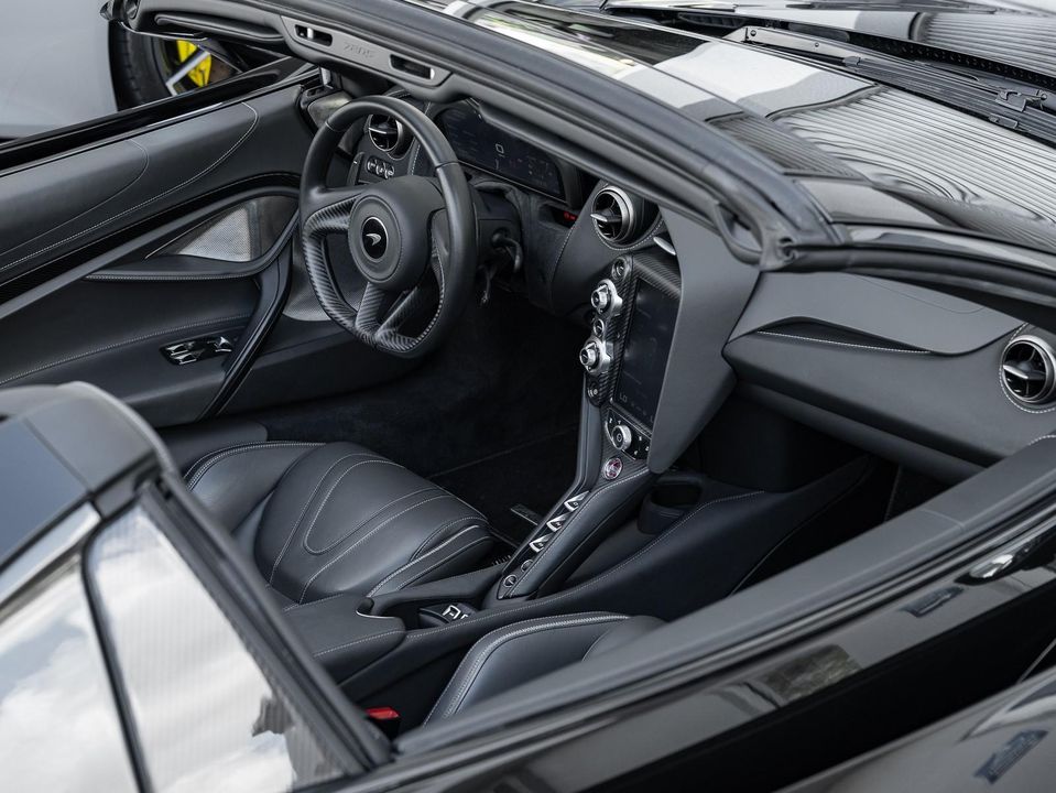 2020 McLaren 720S