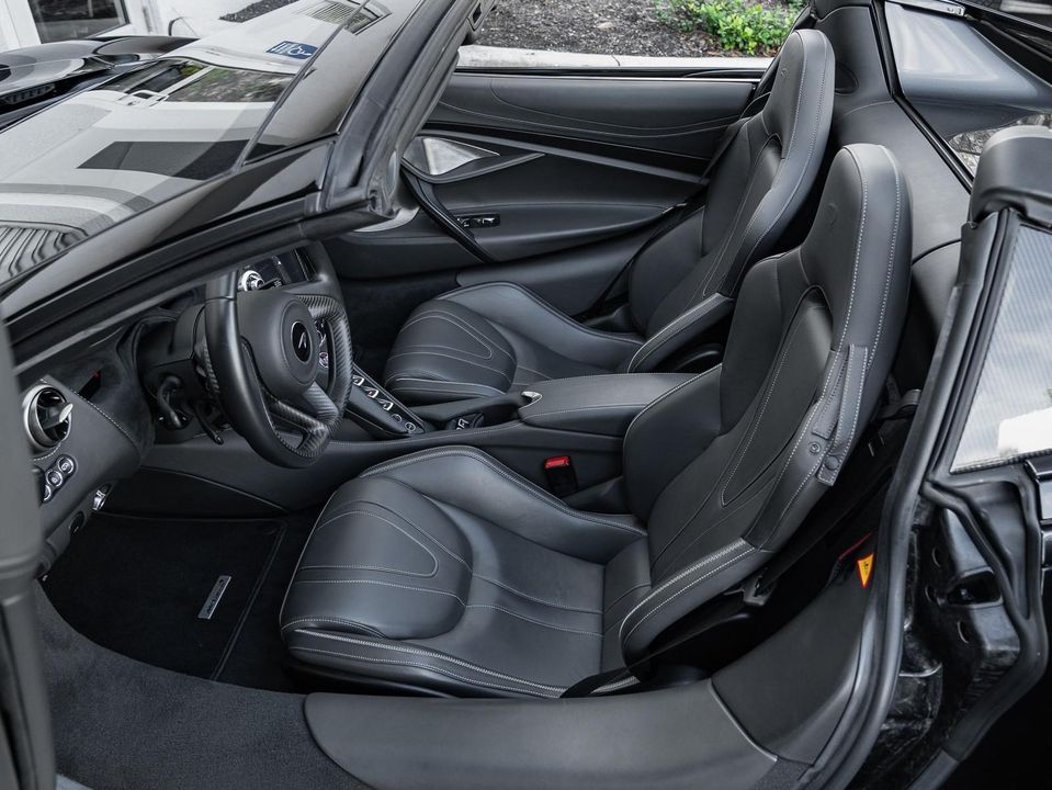 2020 McLaren 720S