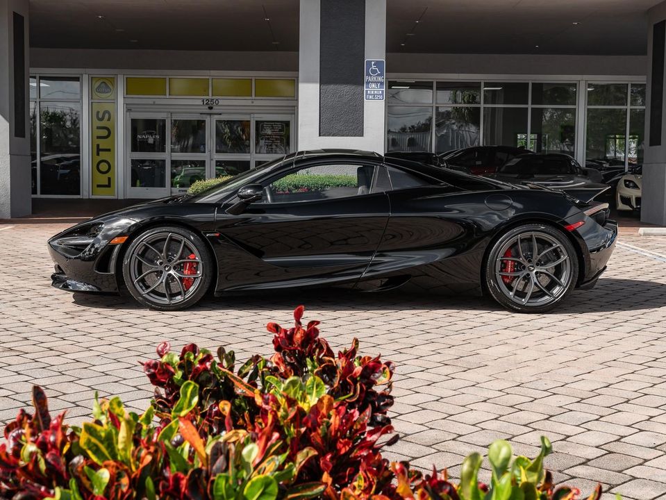 2020 McLaren 720S