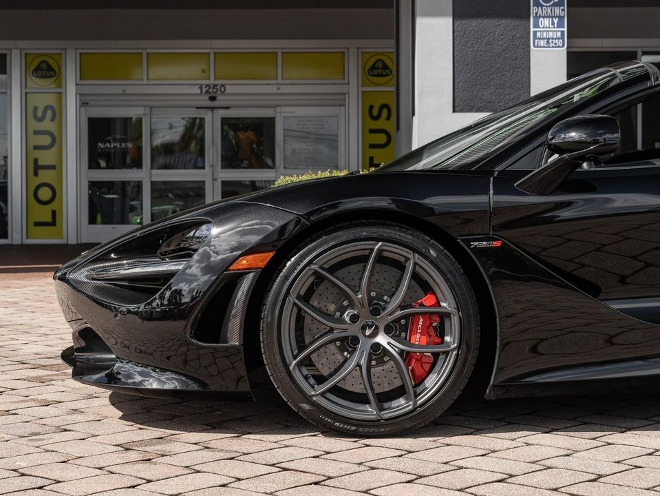 2020 McLaren 720S