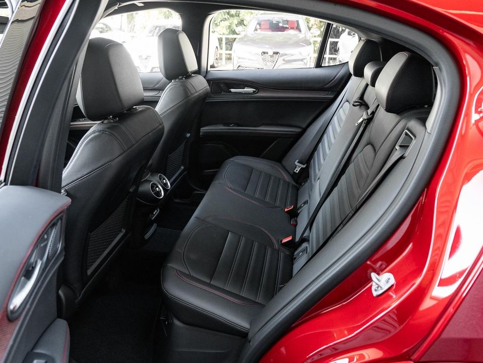 2024 Alfa Romeo Stelvio