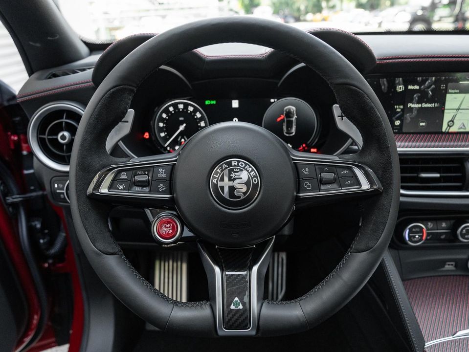 2024 Alfa Romeo Stelvio
