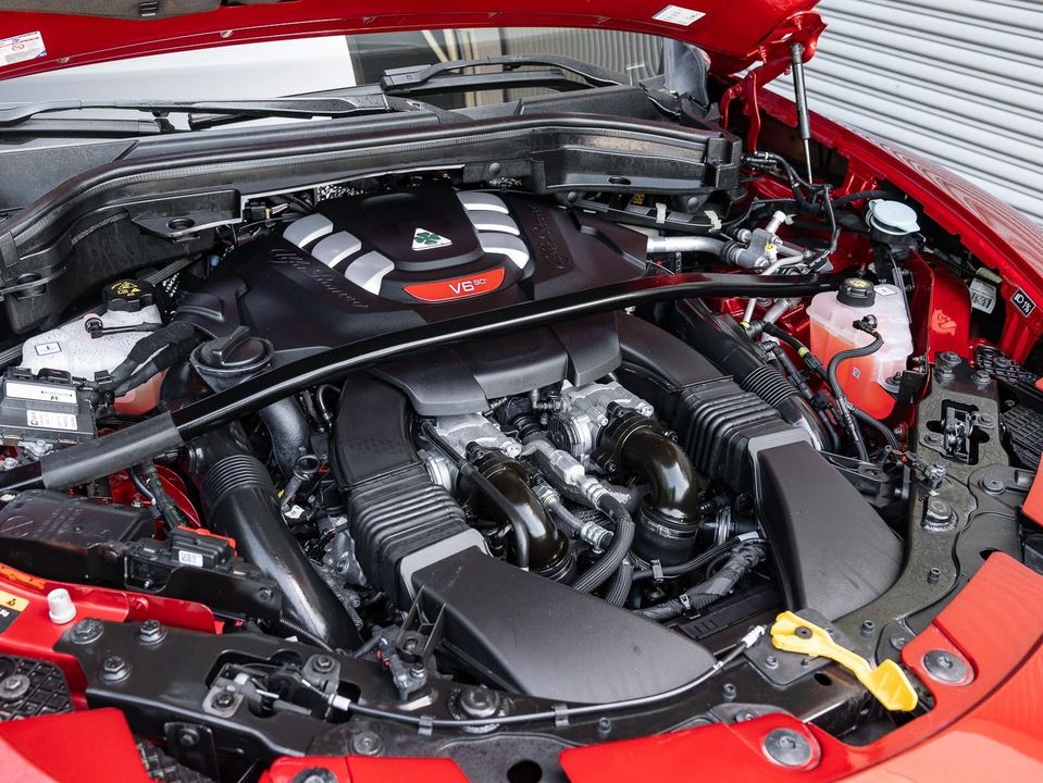 2024 Alfa Romeo Stelvio