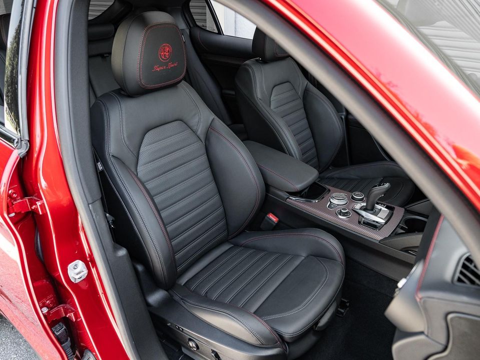 2024 Alfa Romeo Stelvio