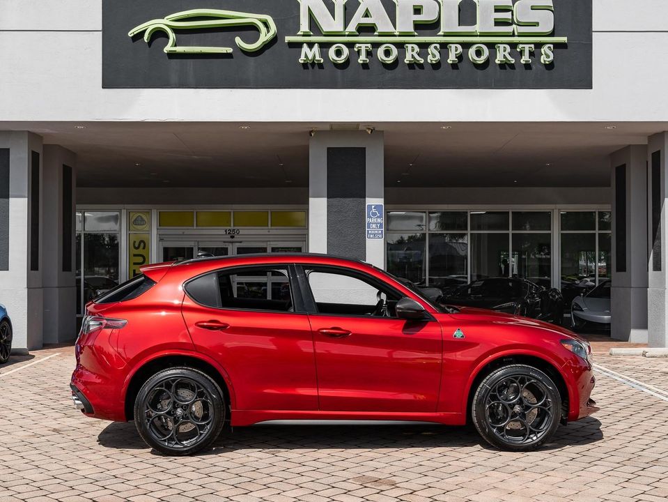2024 Alfa Romeo Stelvio