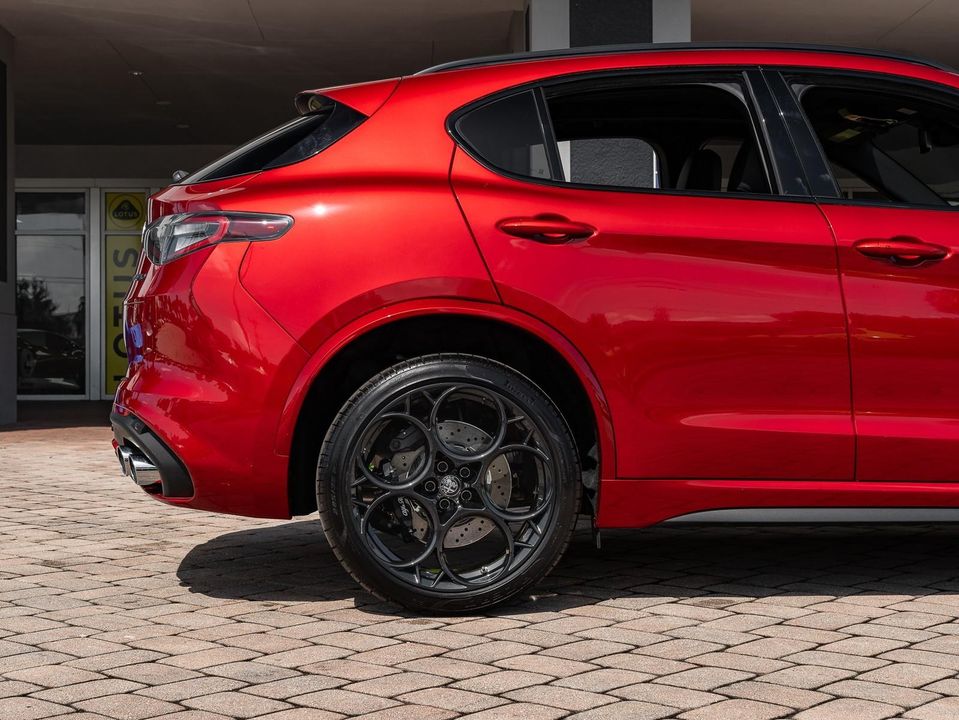 2024 Alfa Romeo Stelvio