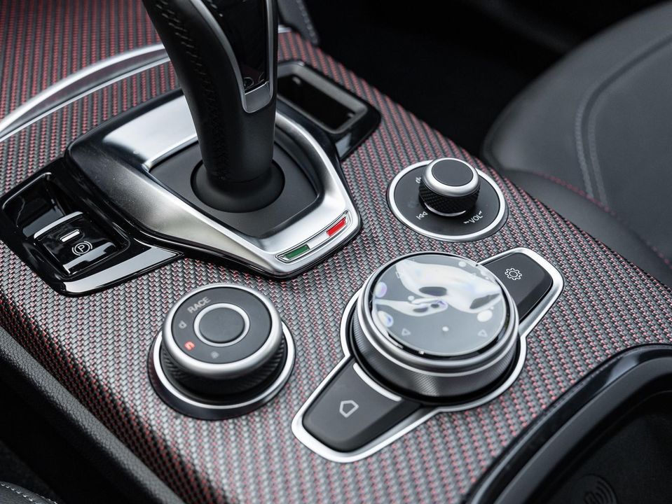 2024 Alfa Romeo Stelvio