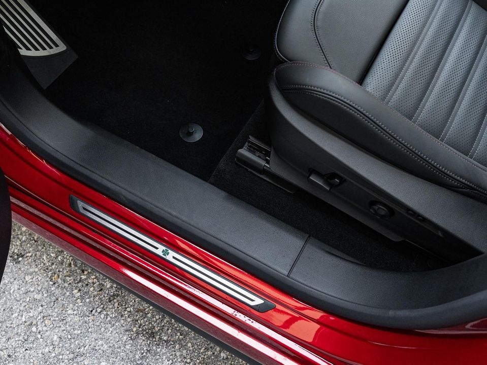 2024 Alfa Romeo Stelvio