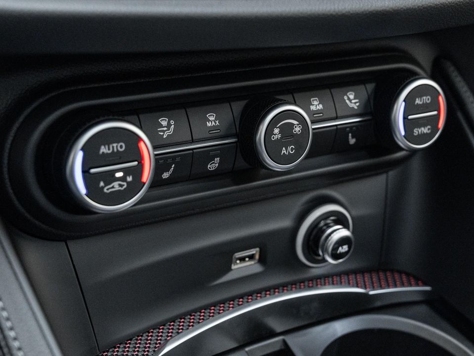 2024 Alfa Romeo Stelvio