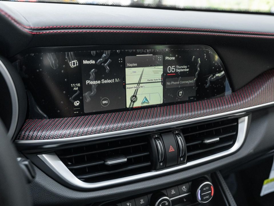 2024 Alfa Romeo Stelvio