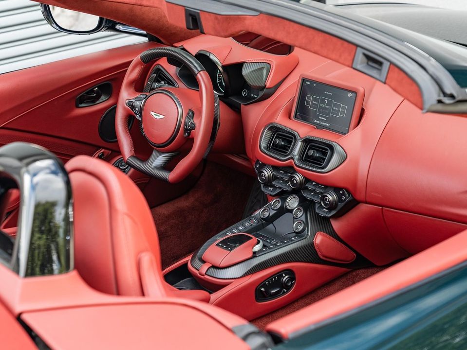 2021 Aston Martin Vantage