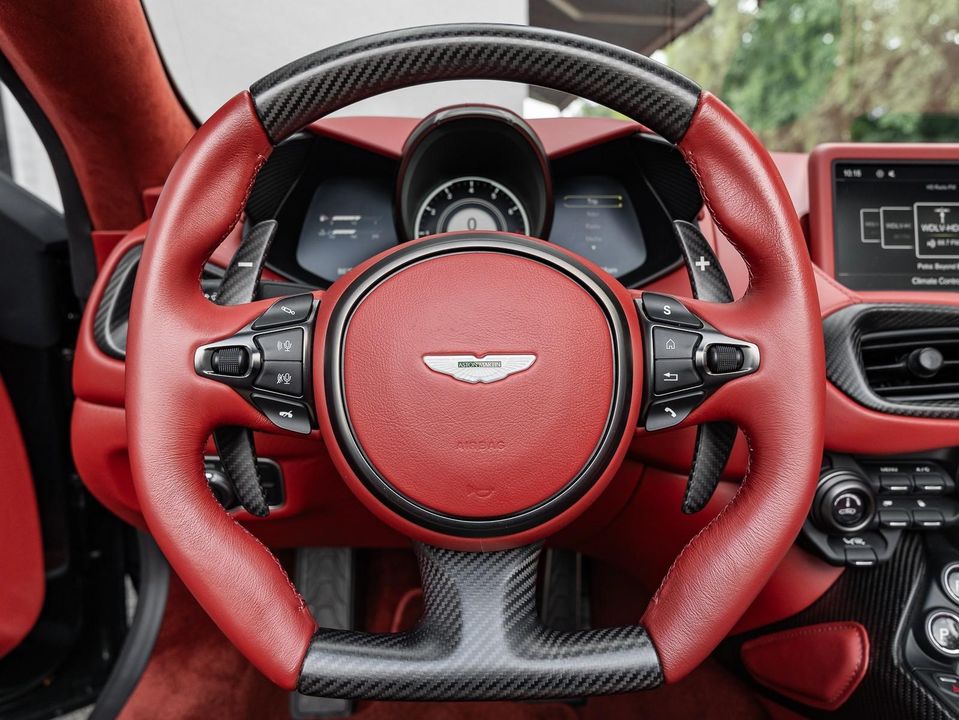 2021 Aston Martin Vantage