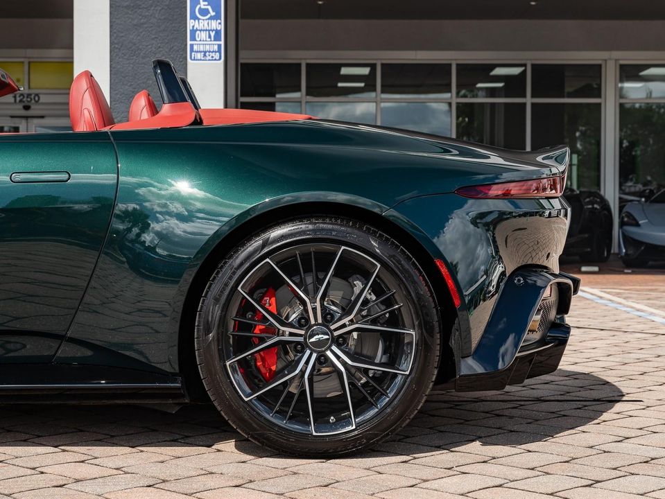 2021 Aston Martin Vantage