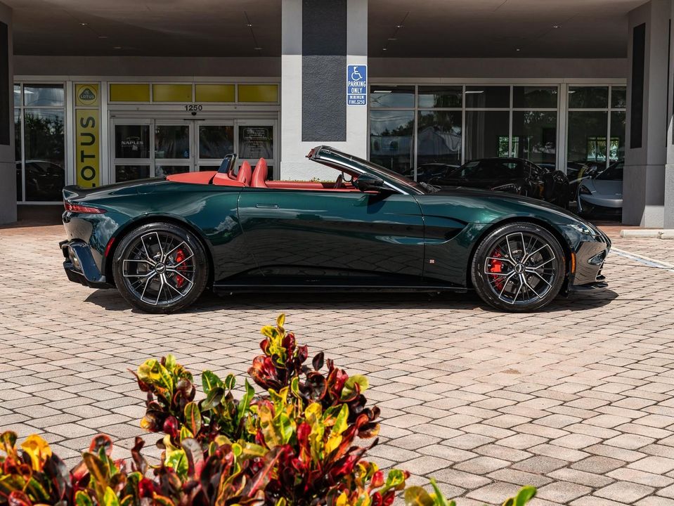 2021 Aston Martin Vantage