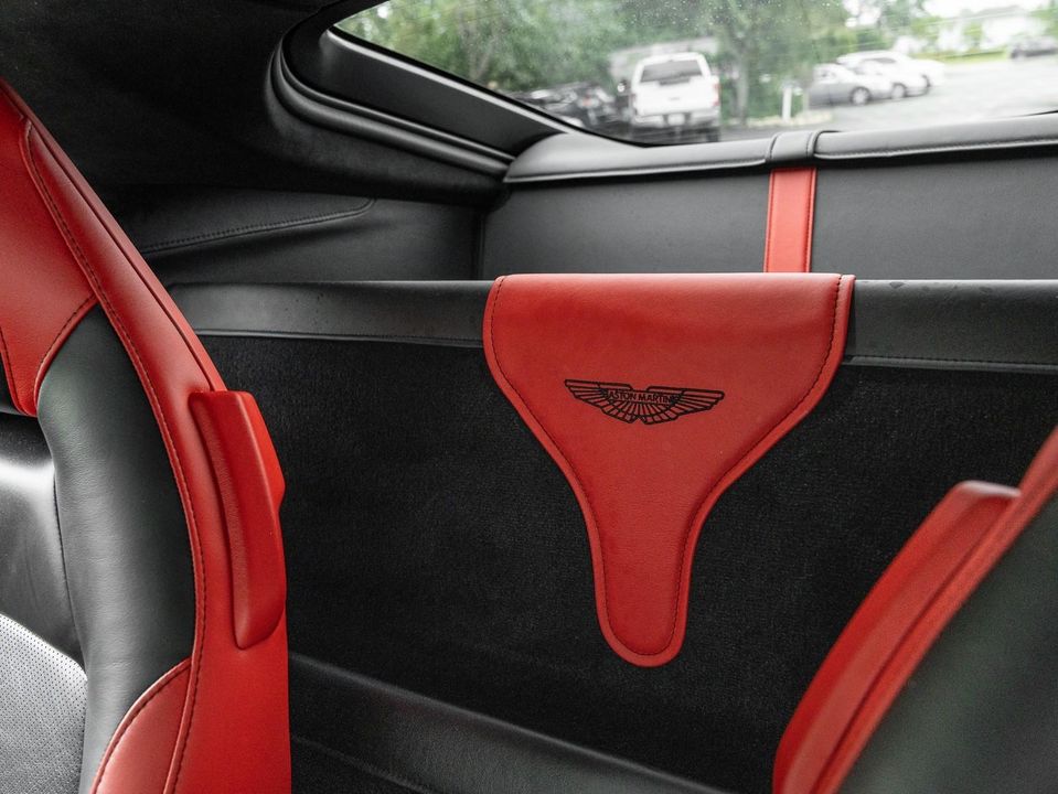 2019 Aston Martin Vantage