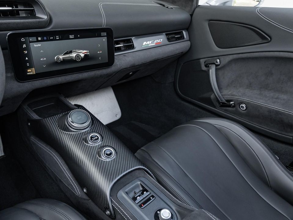 2023 Maserati MC20
