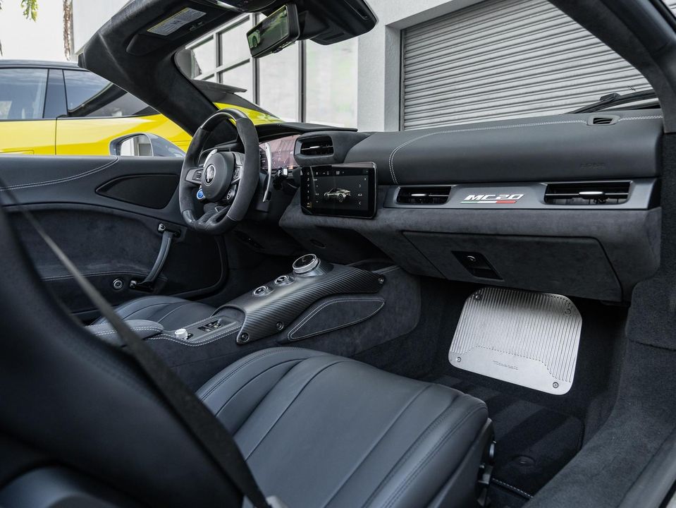 2023 Maserati MC20