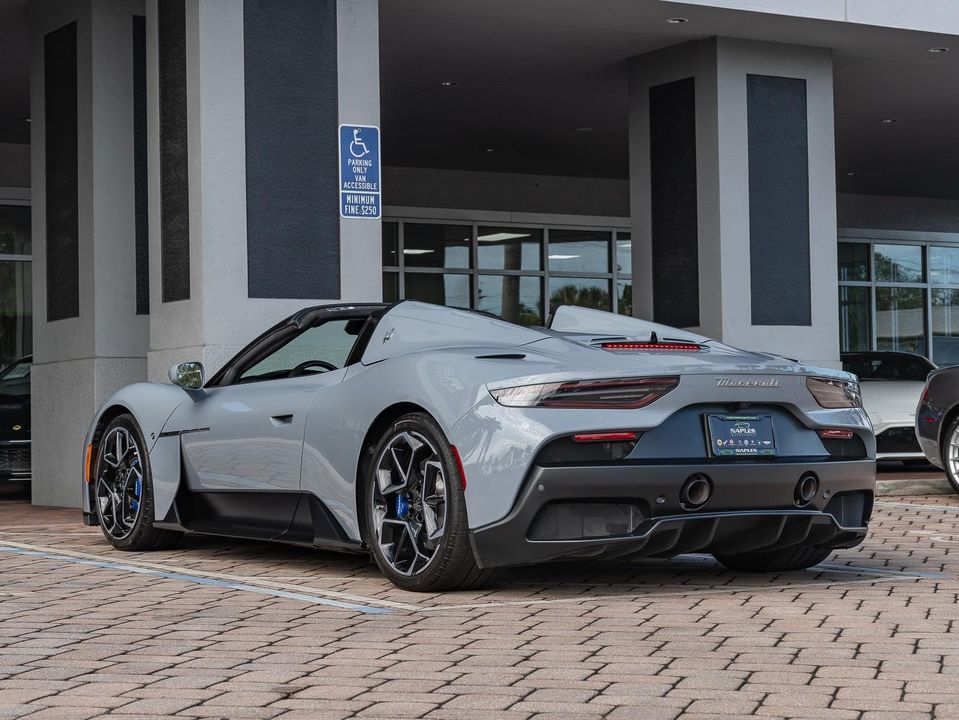 2023 Maserati MC20