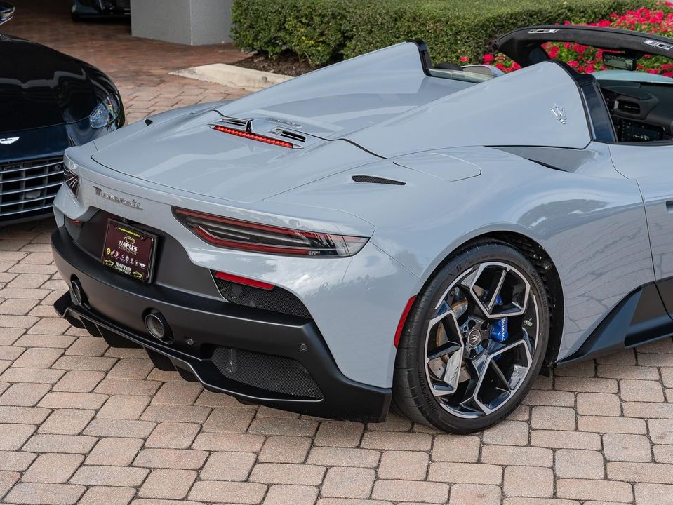 2023 Maserati MC20