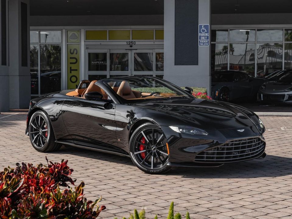 2021 Aston Martin Vantage