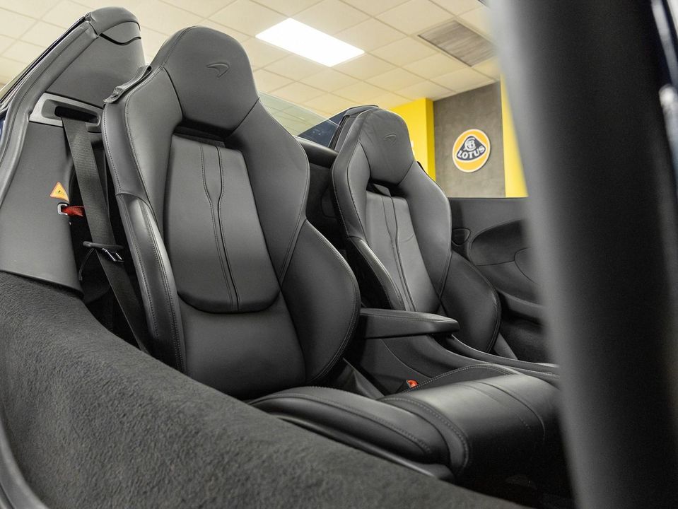 2020 McLaren 570S