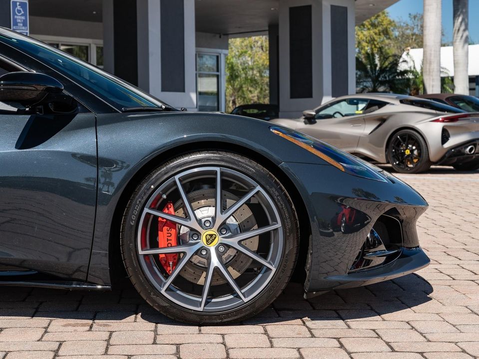 2024 Lotus Emira