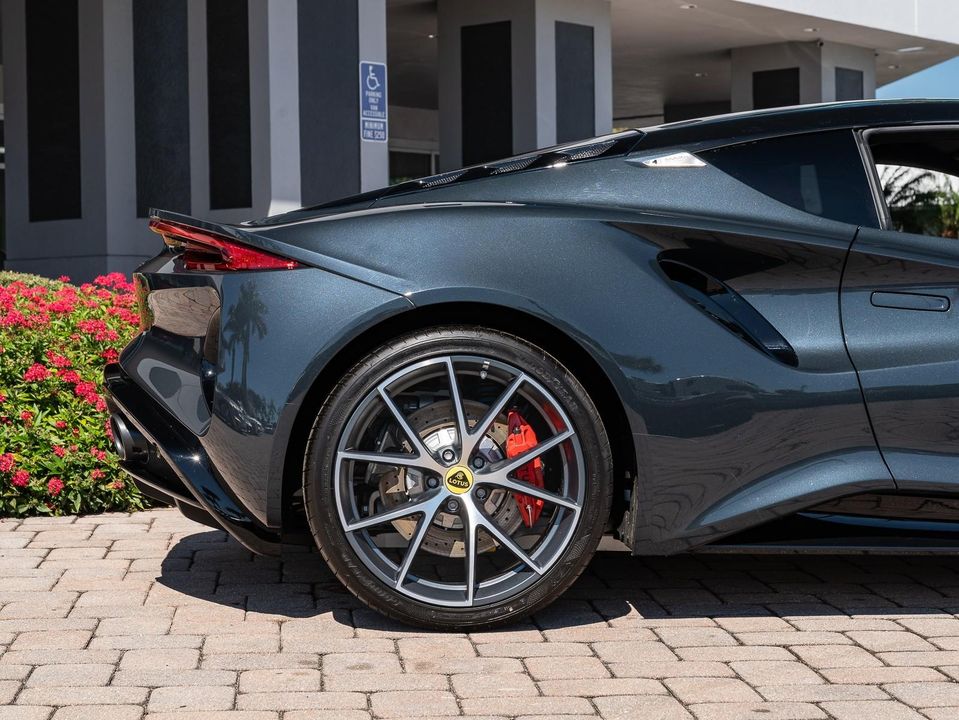 2024 Lotus Emira
