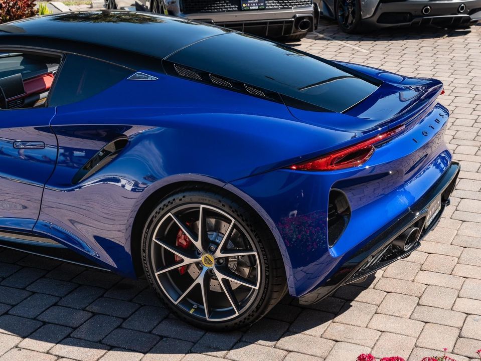 2024 Lotus Emira