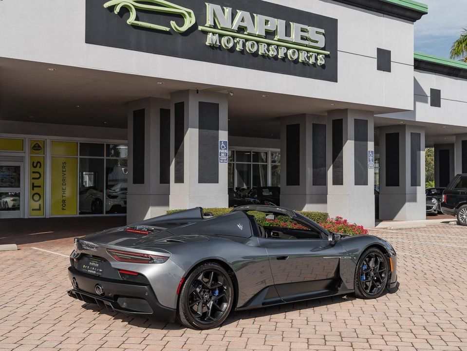 2023 Maserati MC20