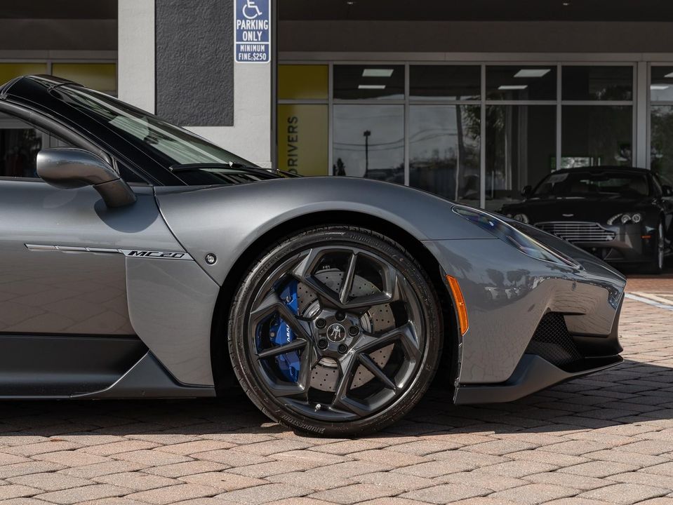 2023 Maserati MC20