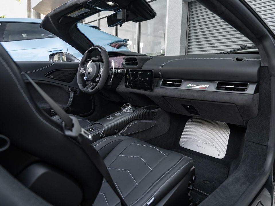 2023 Maserati MC20