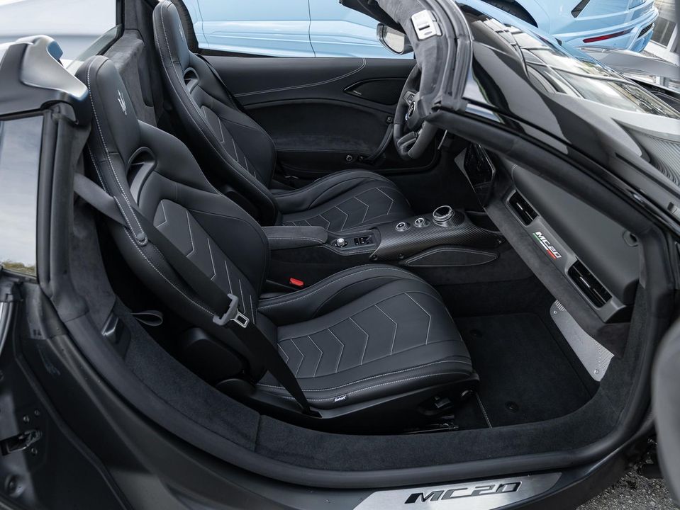 2023 Maserati MC20