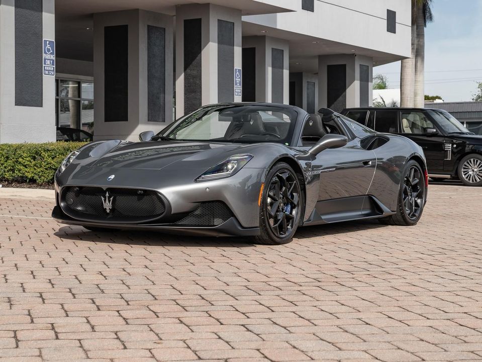 2023 Maserati MC20