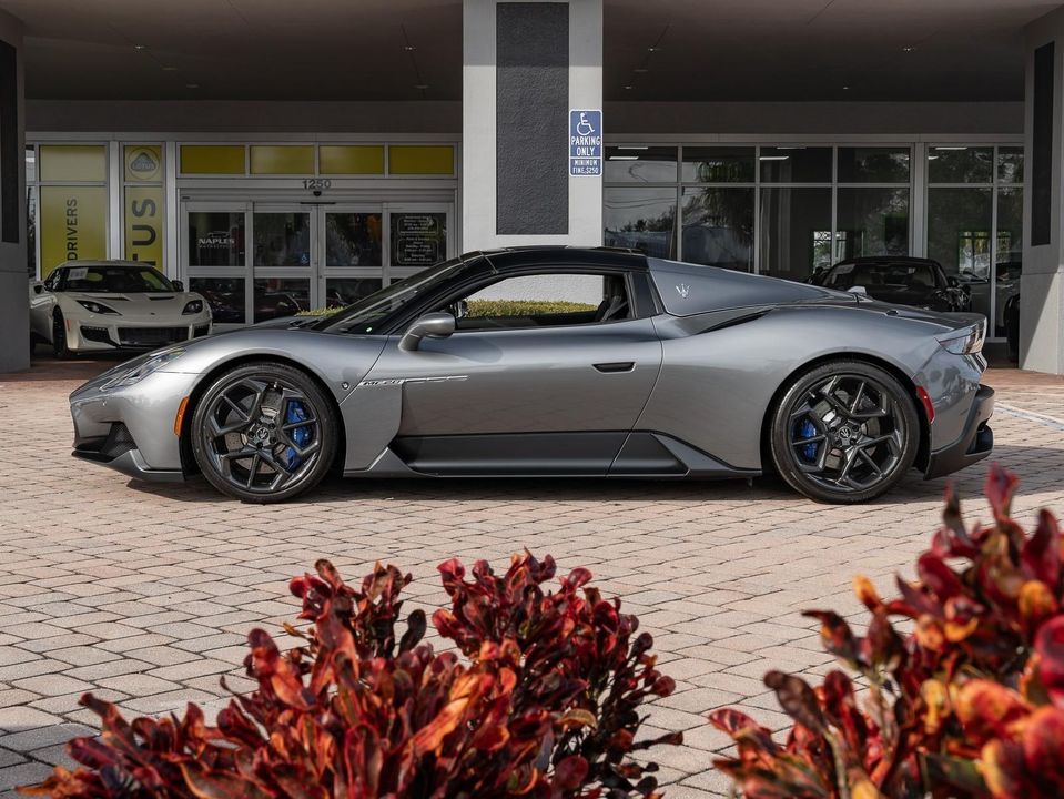 2023 Maserati MC20