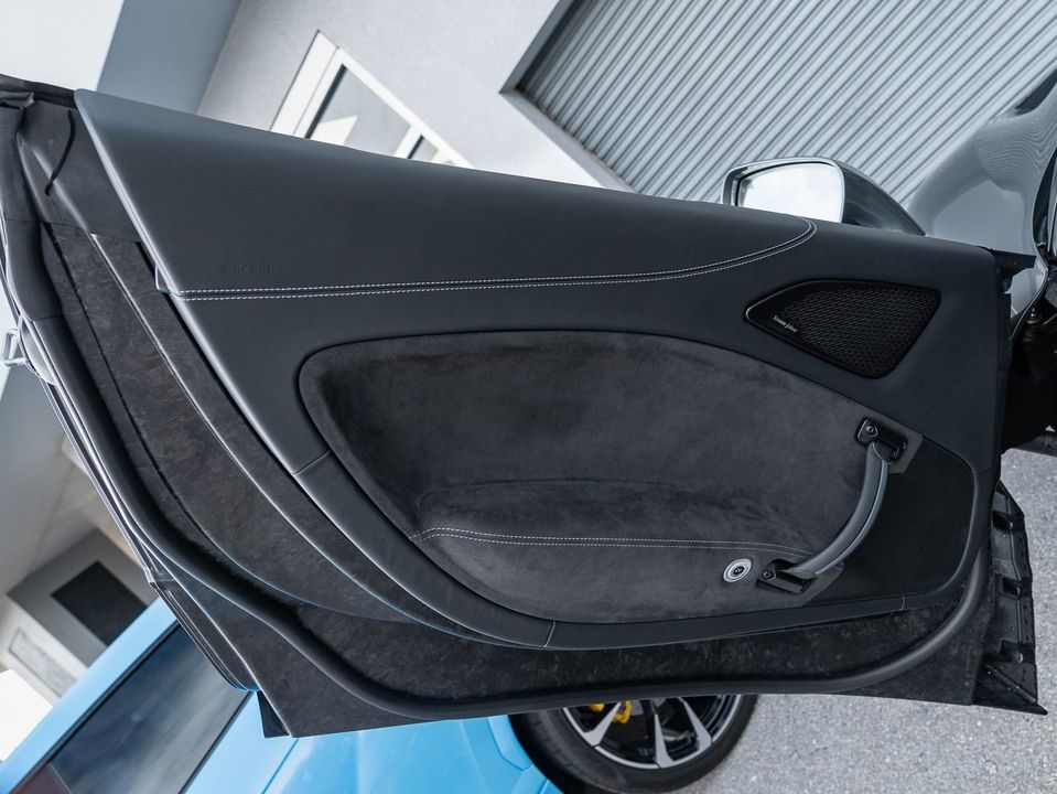 2023 Maserati MC20