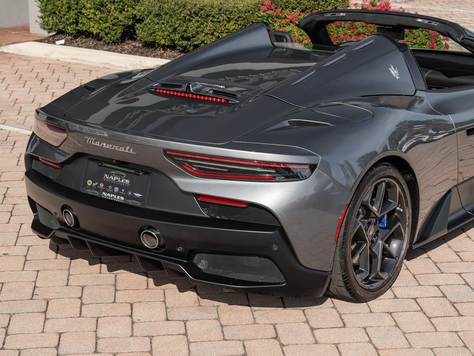 2023 Maserati MC20