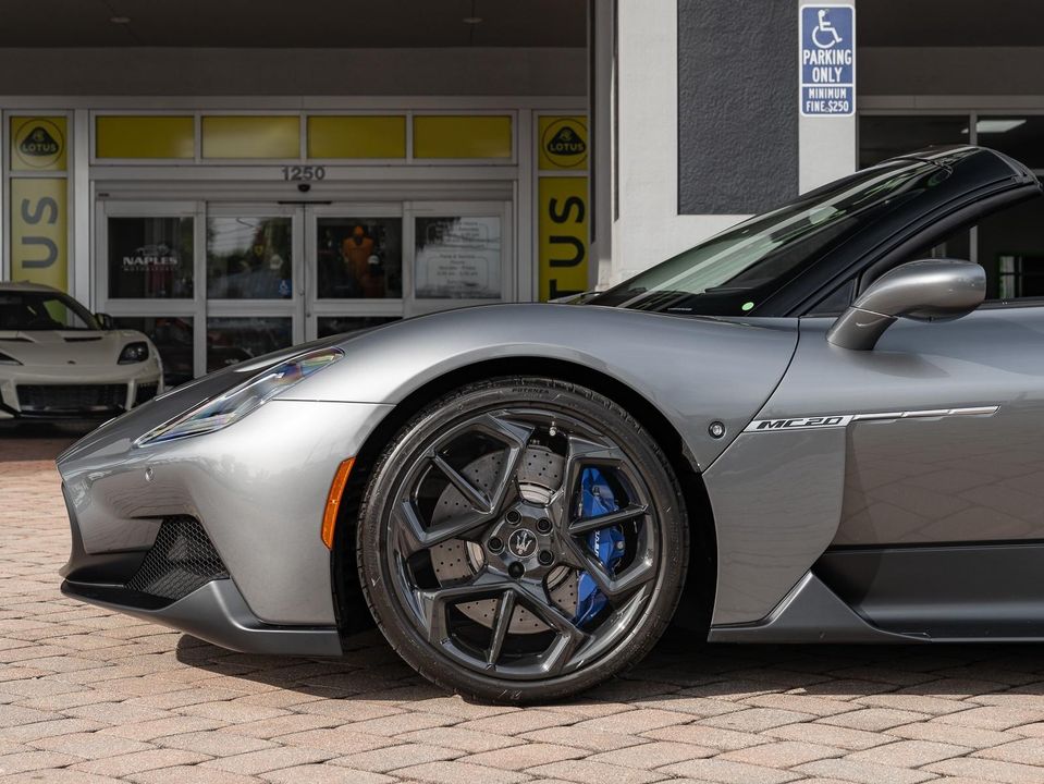 2023 Maserati MC20