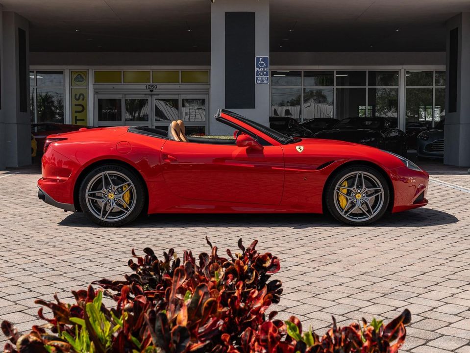 2017 Ferrari California T