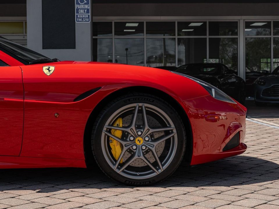 2017 Ferrari California T
