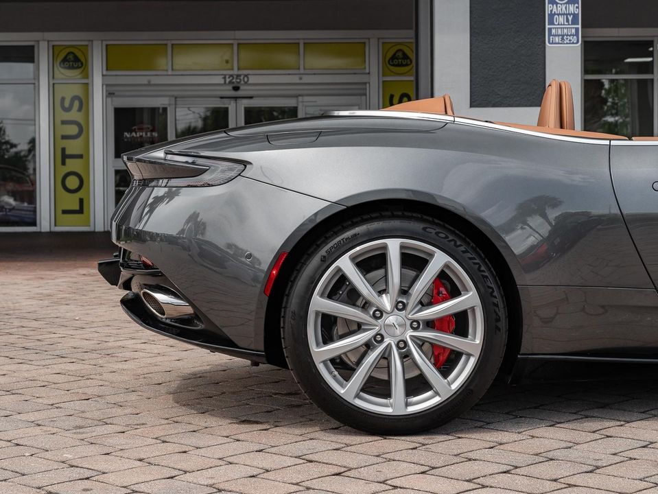 2019 Aston Martin DB11