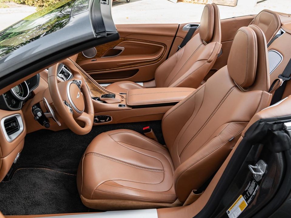2019 Aston Martin DB11