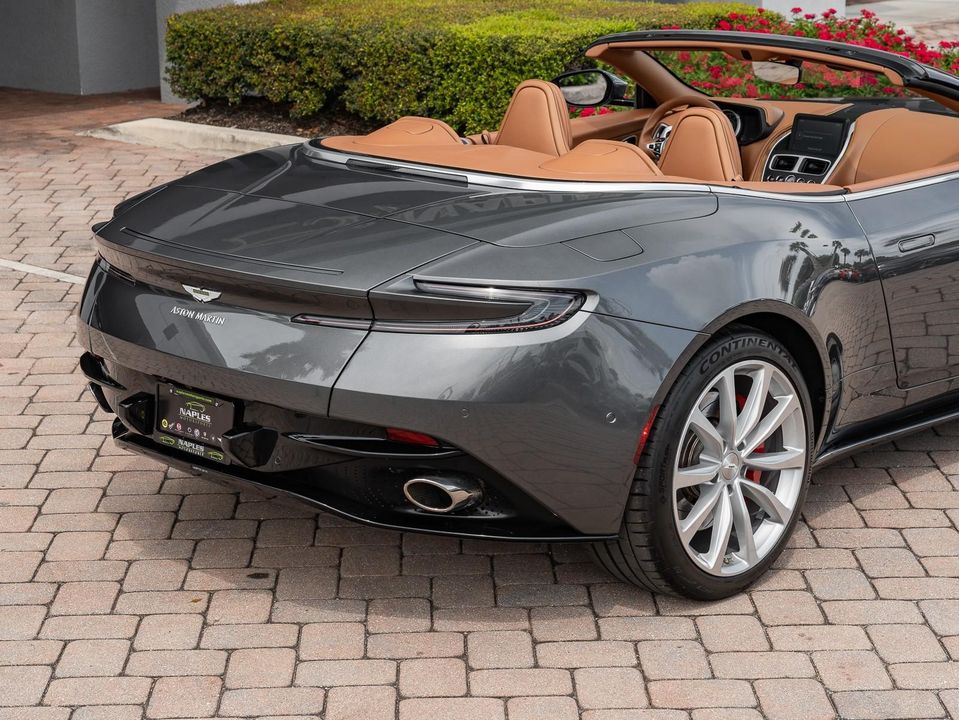 2019 Aston Martin DB11