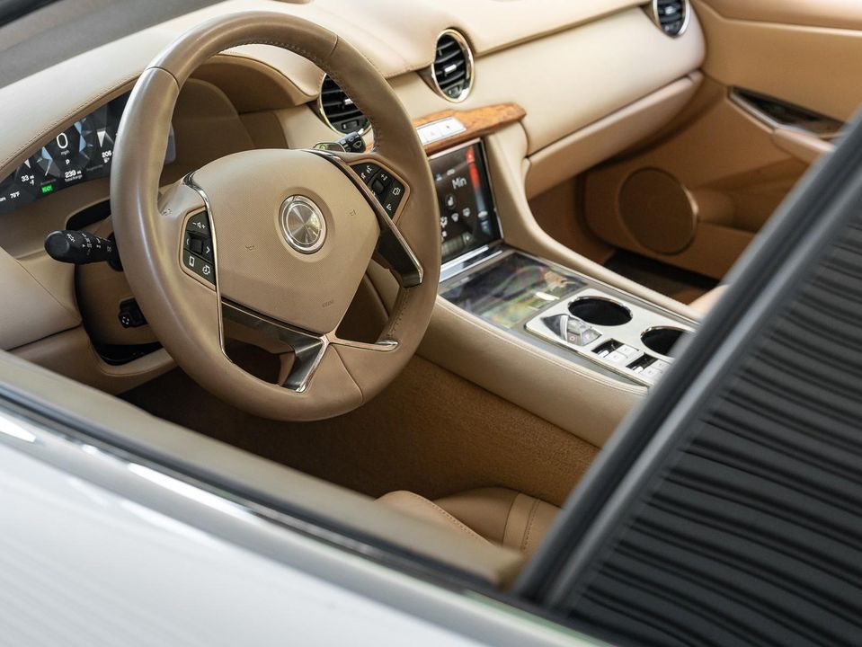 2018 Karma Revero