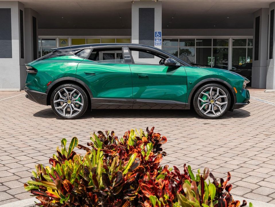 2025 Lotus Eletre