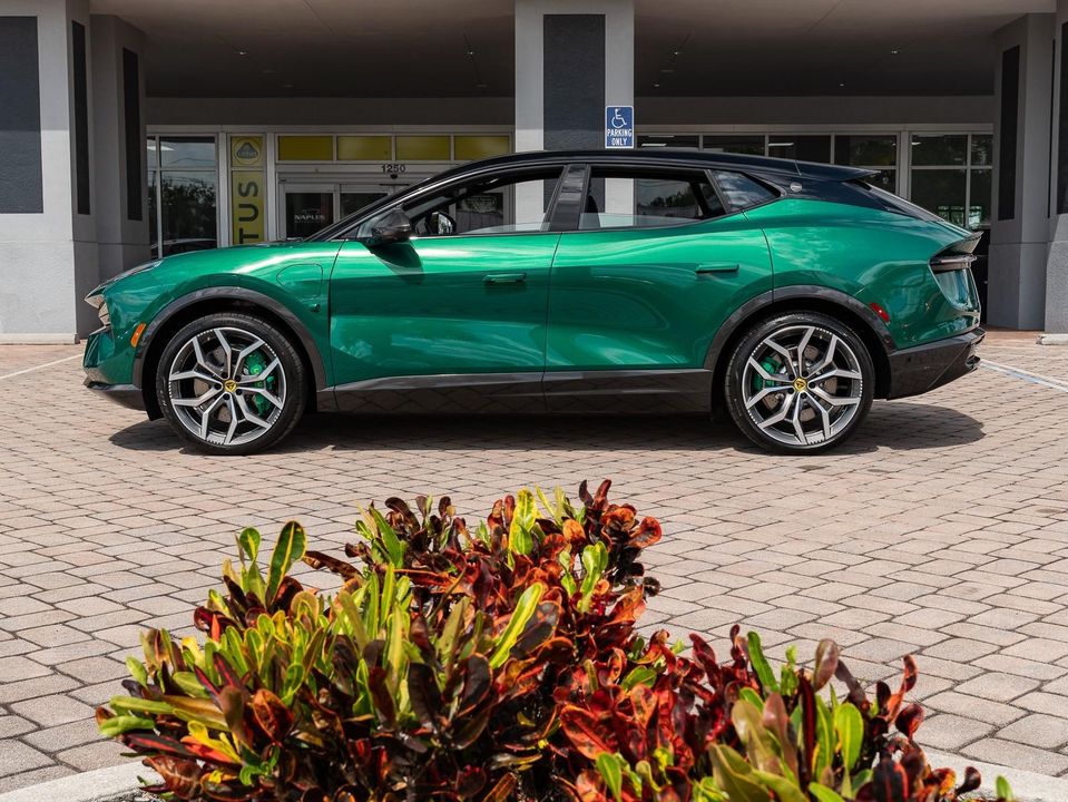 2025 Lotus Eletre