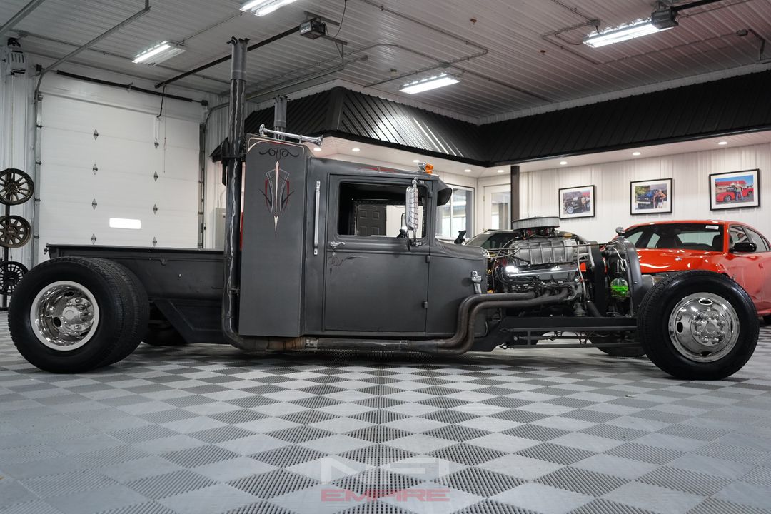 1928 FORD MODEL A CUSTOM SEMI